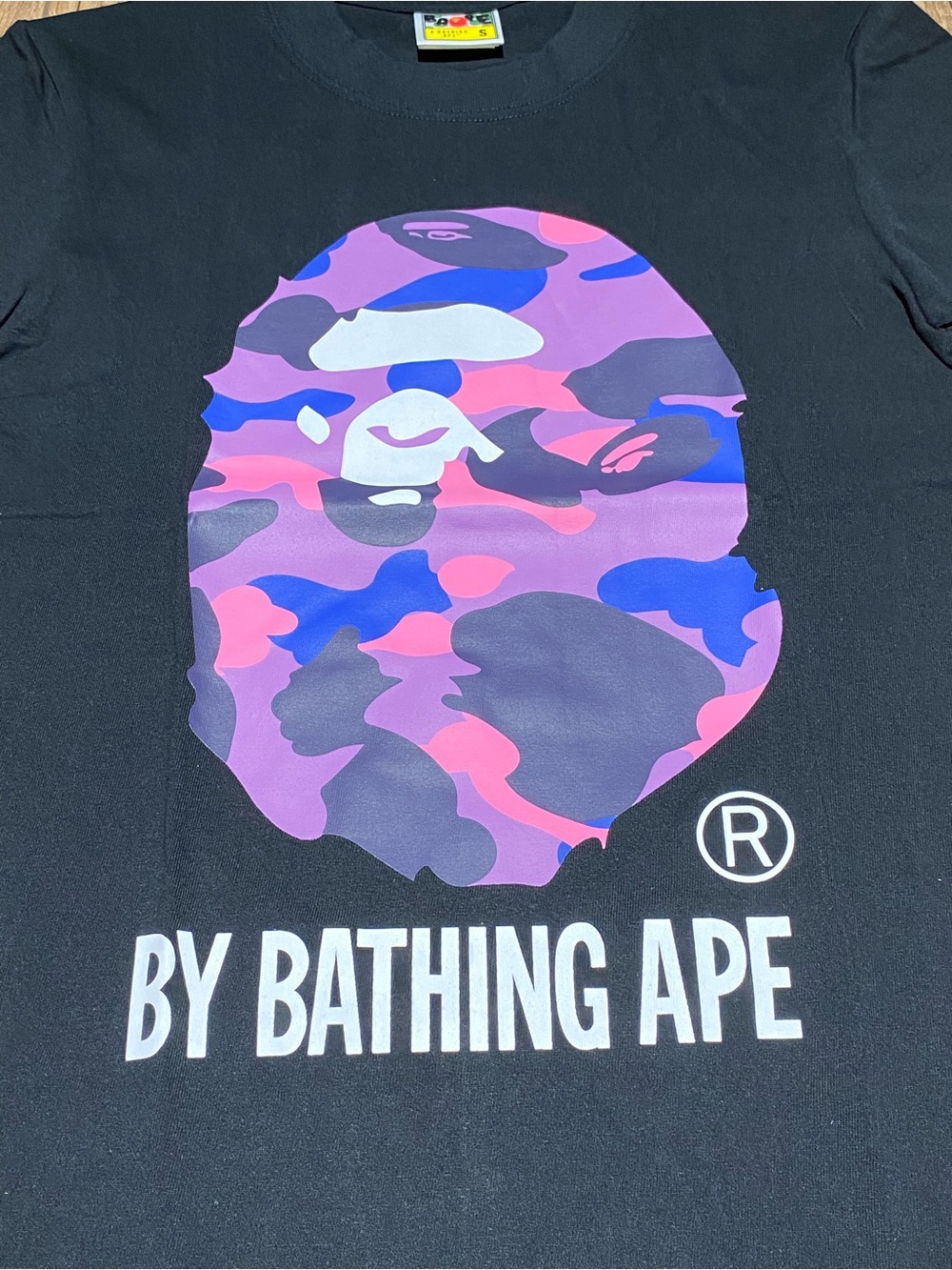 A Bathing Ape BAPE Black Tee Shirt Purple Camo Ape Logo Mens Size S - Picture 3 of 9